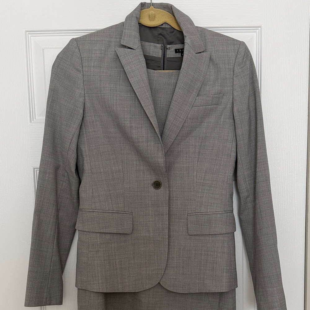 Theory Light Gray Women's Blazer and Dress Set - Picture 3 of 9